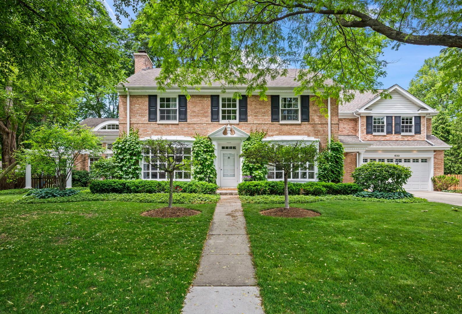 630 S Beverly Lane — Arlington Heights, IL 60005
