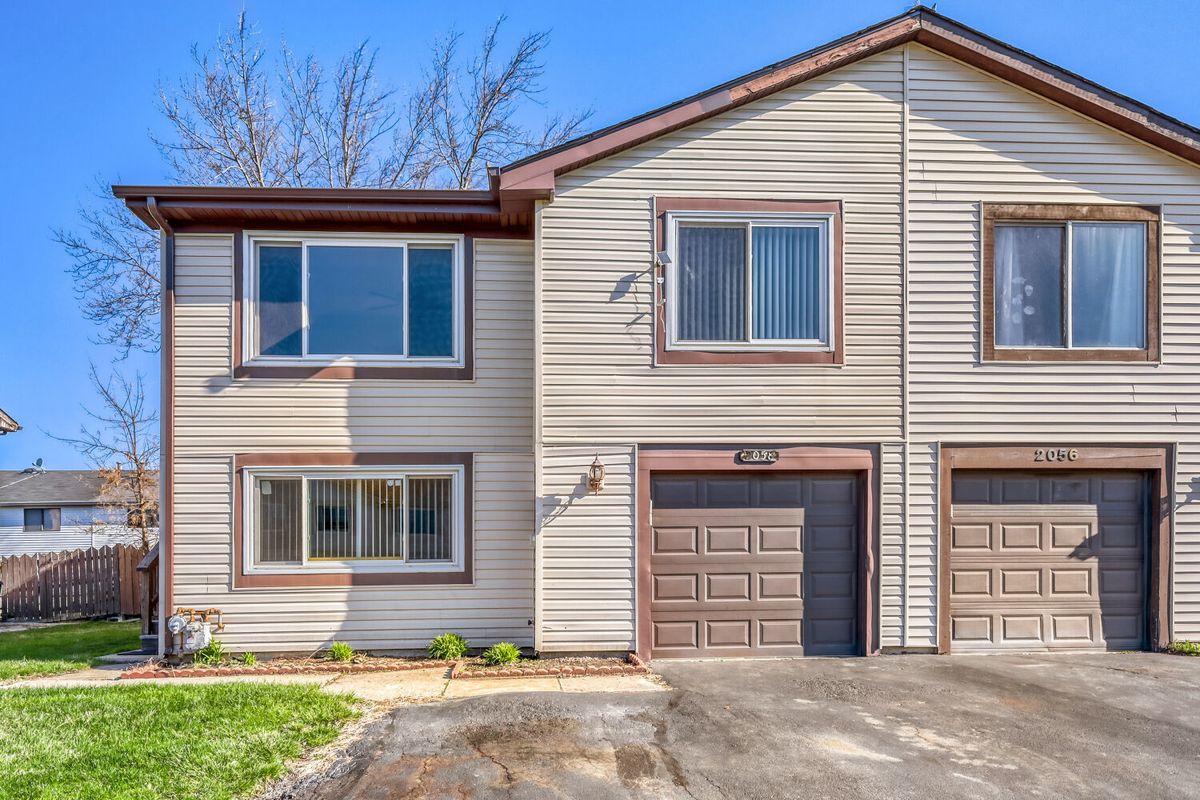2058 Leeward Lane, Hanover Park, IL 60133