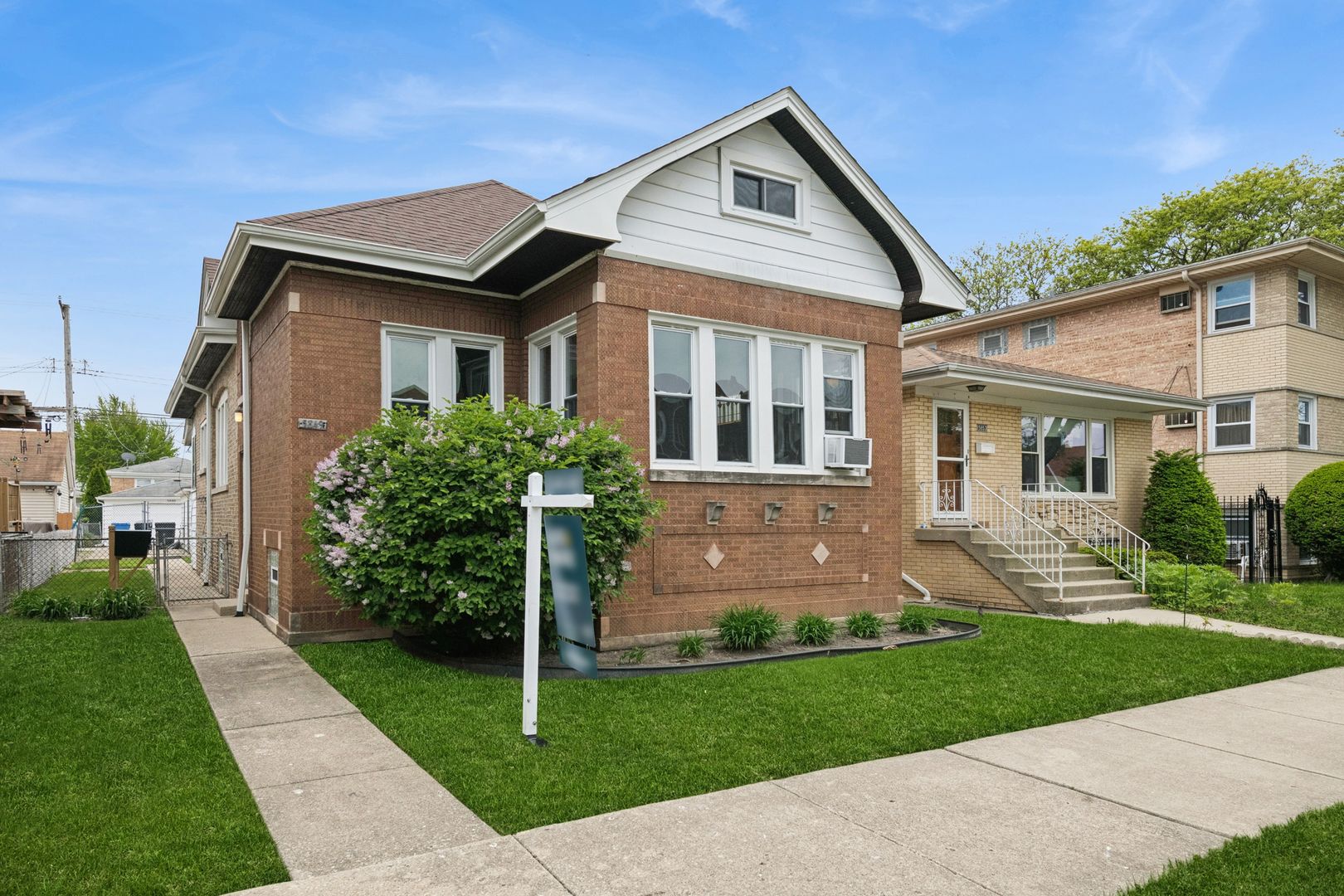 5849 W Eddy Street — Chicago, IL 60634