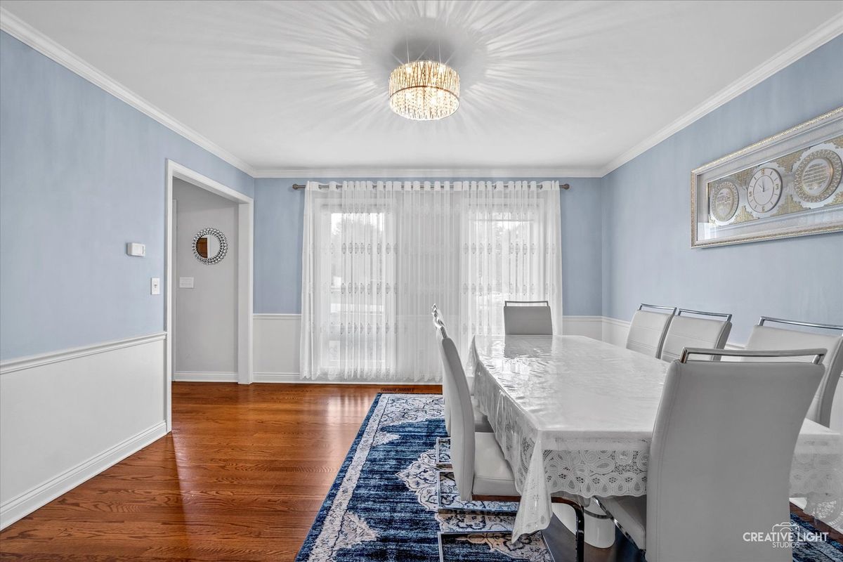 45 Briargate Circle, Sugar Grove, IL 60554