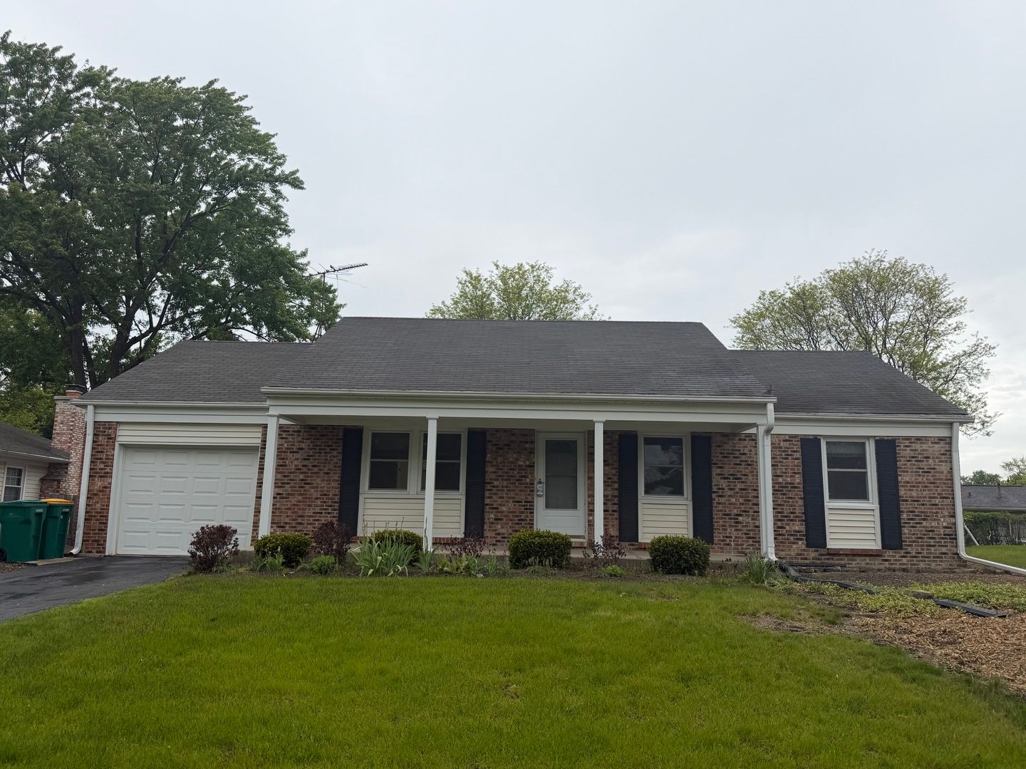 1161 Parker Lane — Buffalo Grove, IL 60089