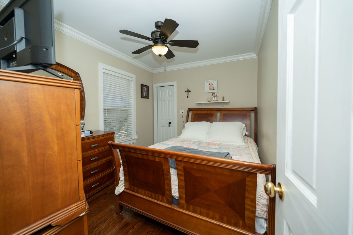 3126 S 55th Avenue, Cicero, IL 60804