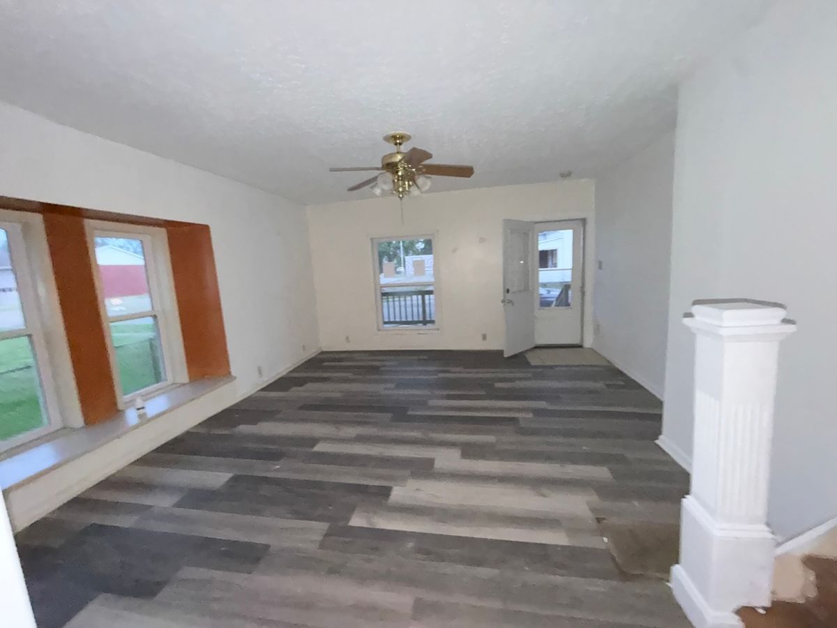 208 W Oak Street, Carrier Mills, IL 62917