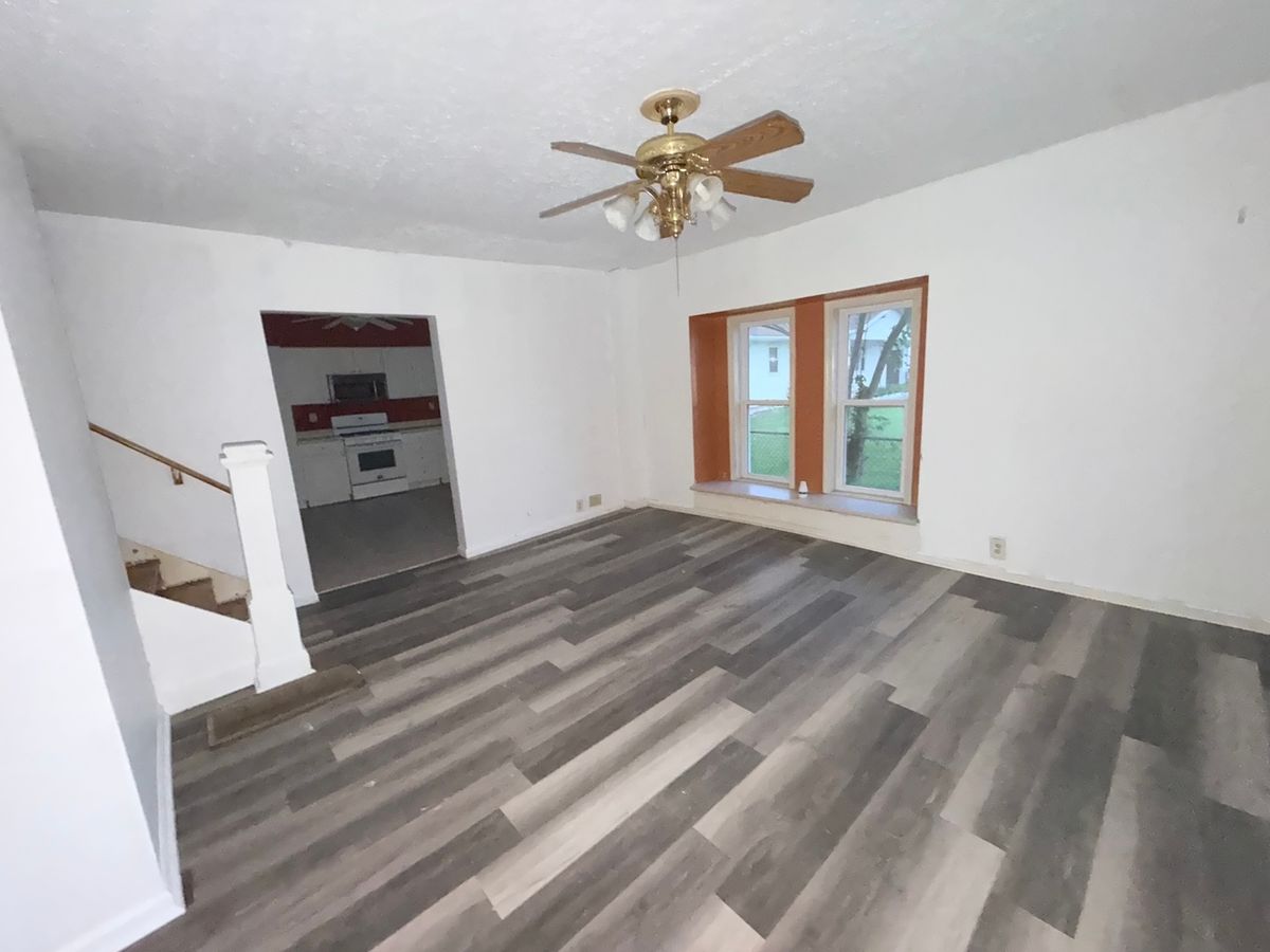 208 W Oak Street, Carrier Mills, IL 62917