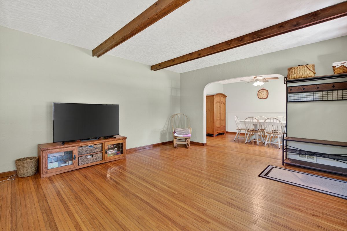25223 S Fryer Street, Channahon, IL 60410