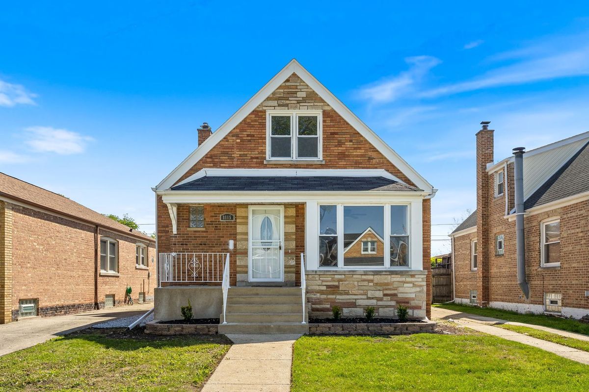 8115 Troy Street, Chicago, IL 60652