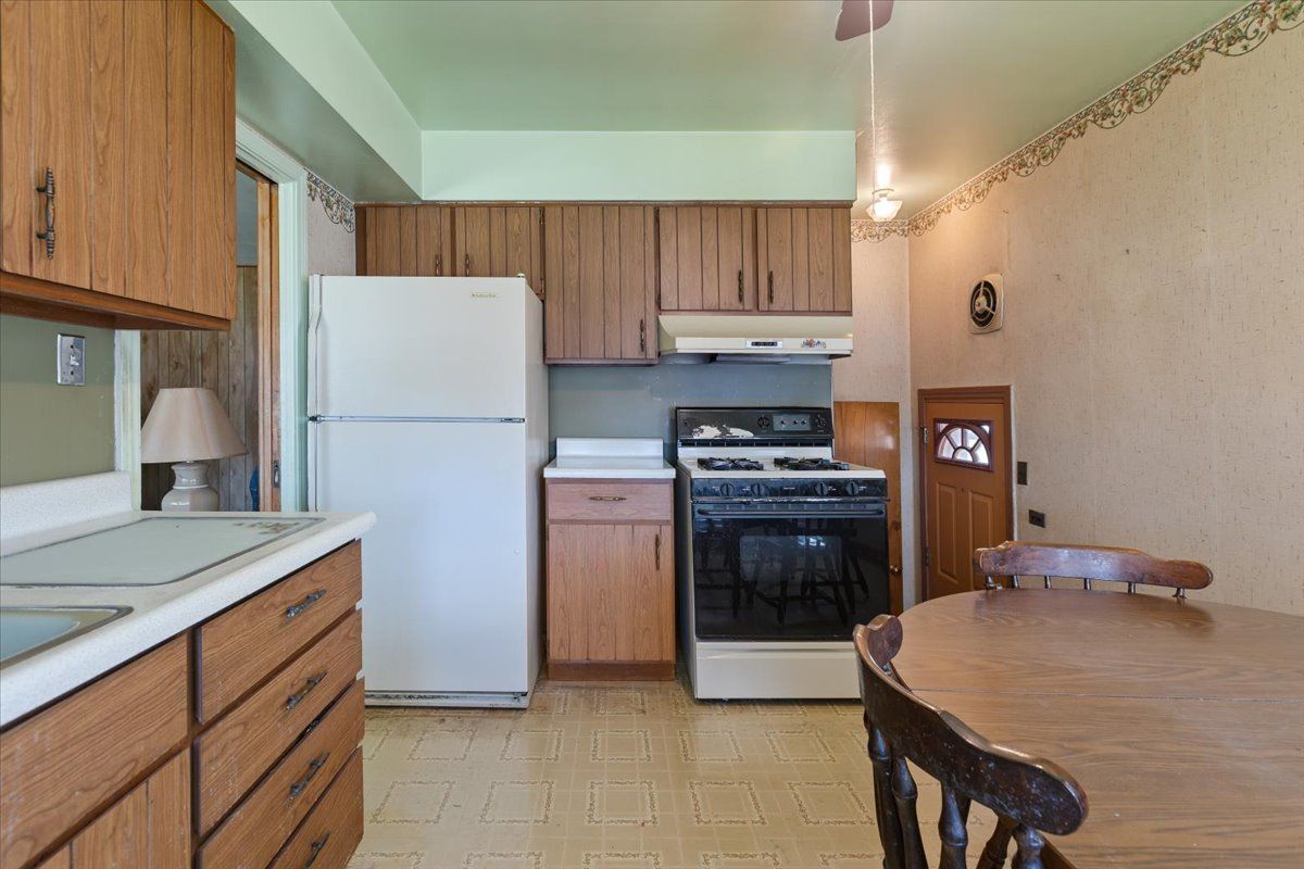 3218 Lincoln Street, Franklin Park, IL 60131