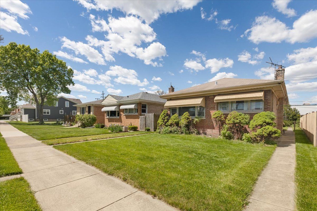 3218 Lincoln Street, Franklin Park, IL 60131