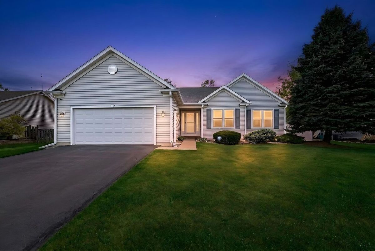230 Wendy Street, Sycamore, IL 60178
