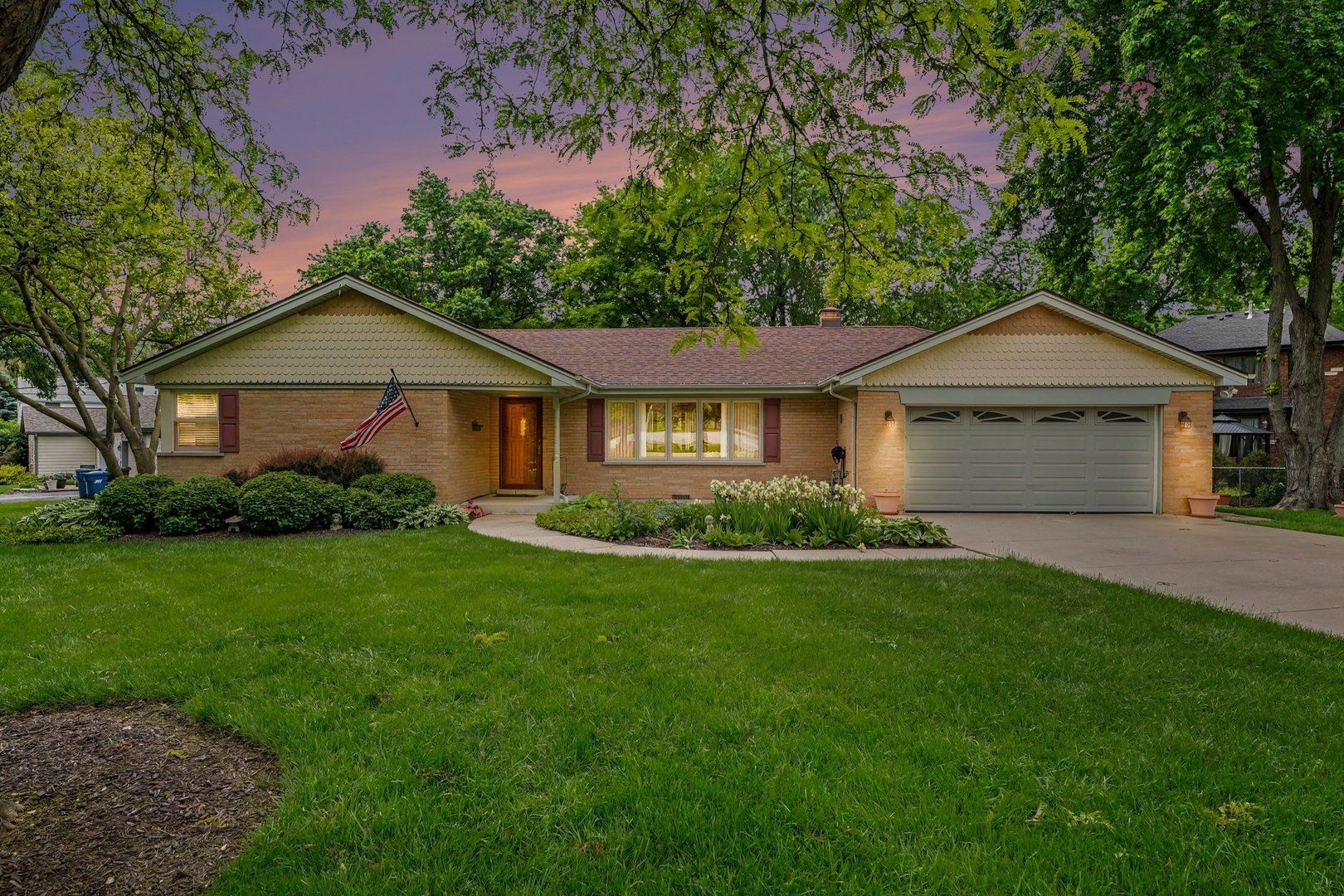 12400 S 70th Avenue — Palos Heights, IL 60463