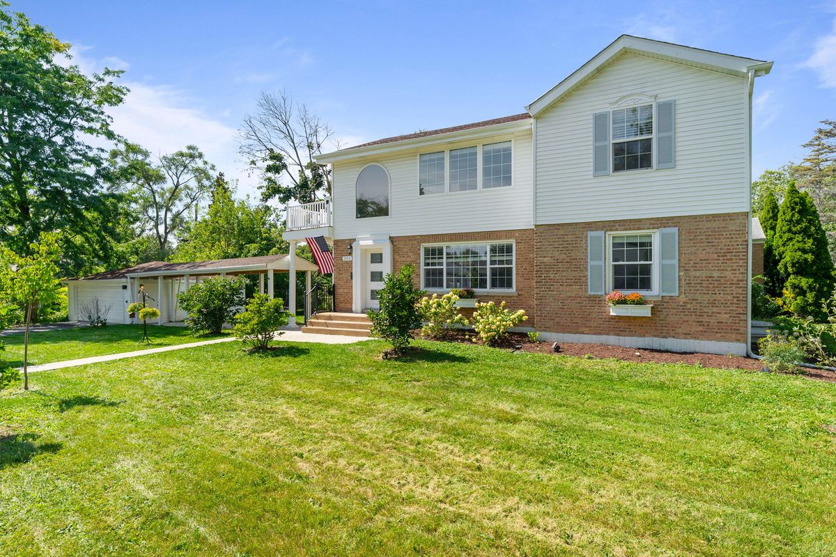 201 Potomac Avenue, Lombard, IL 60148