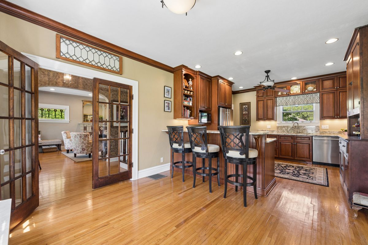1103 Black Road, Joliet, IL 60435