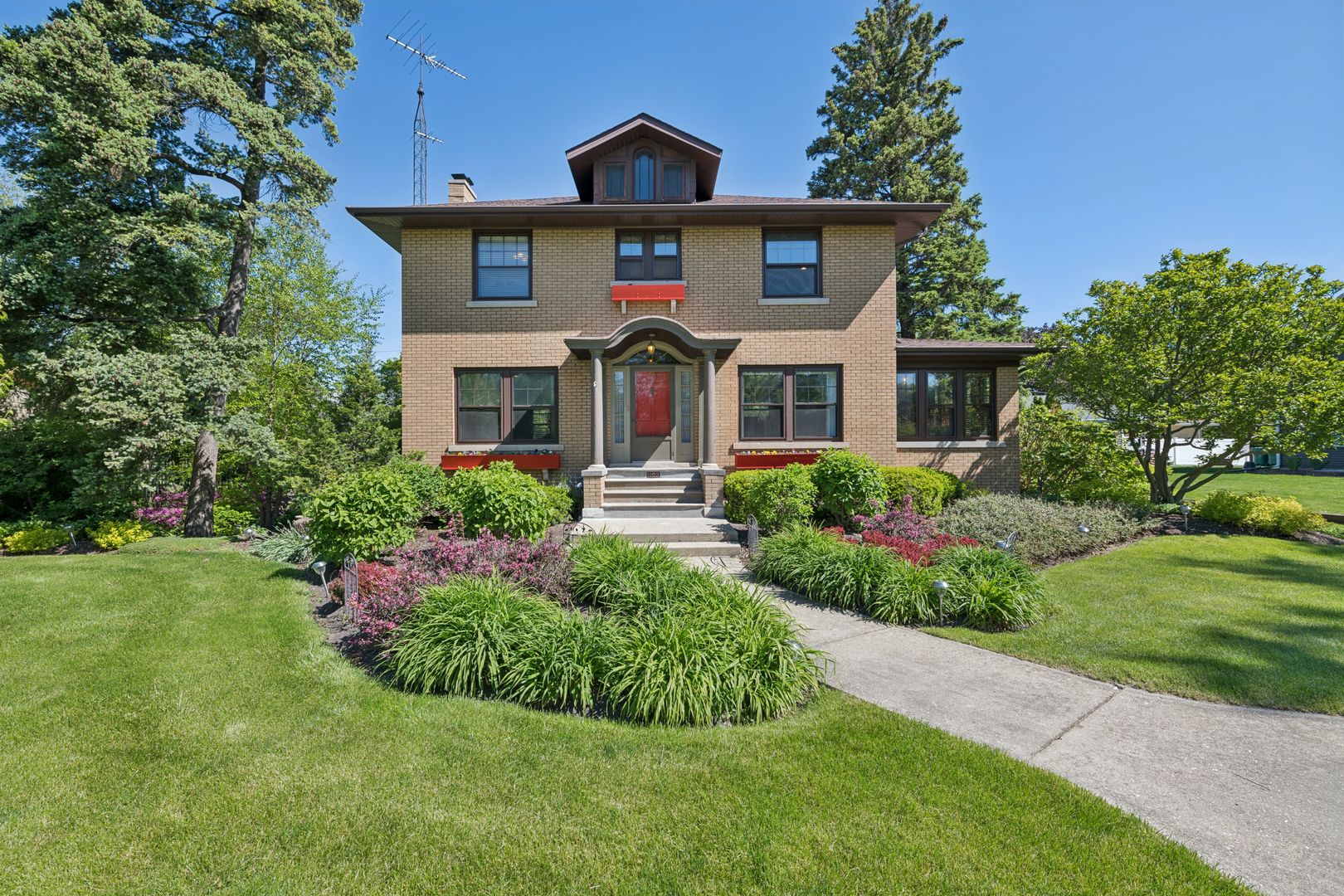 1103 Black Road — Joliet, IL 60435