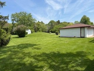 7056 Osage Road W, Long Grove, IL 60047