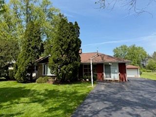 7056 Osage Road W — Long Grove, IL 60047