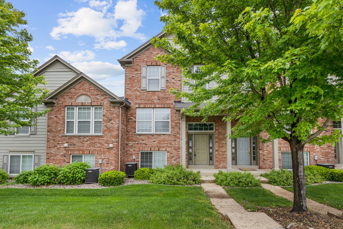 101 Driscoll Lane, Wood Dale, IL 60191