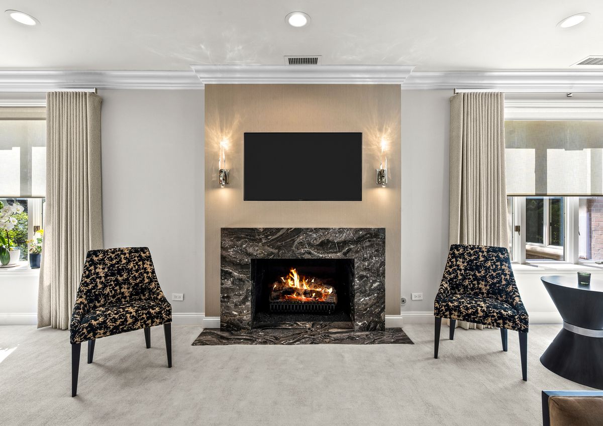 485 Oakwood Avenue #D-2, Lake Forest, IL 60045