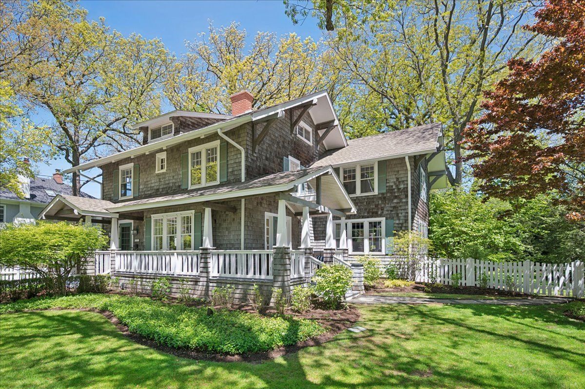 747 Lincoln Avenue, Winnetka, IL 60093