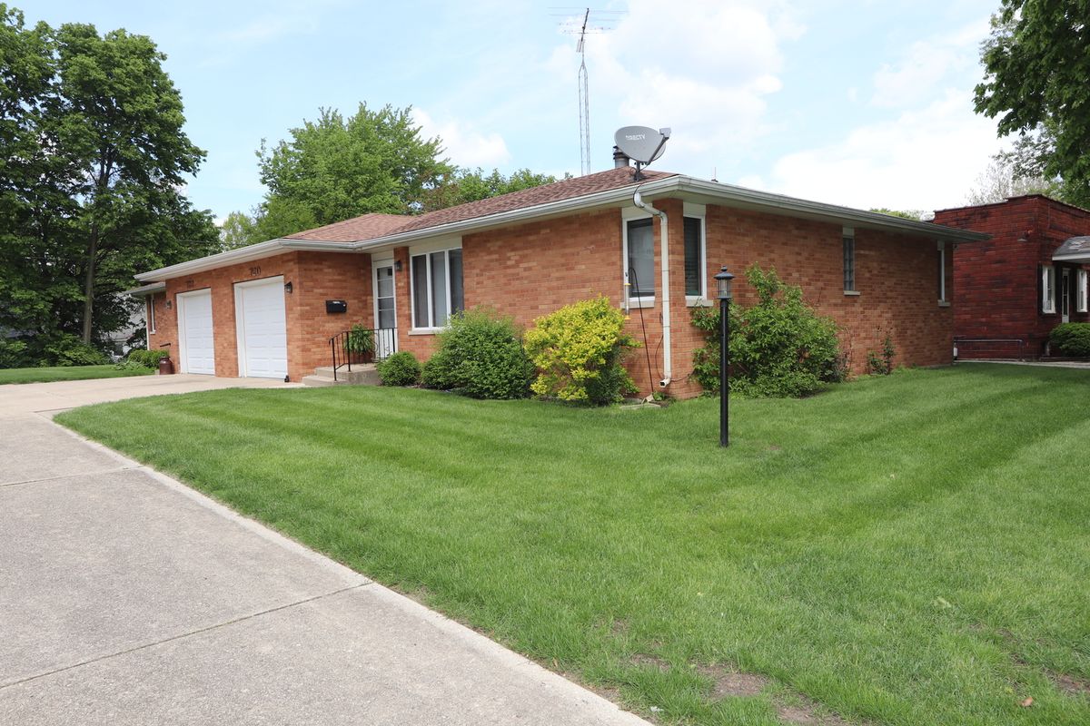720-722 E North Street, Morris, IL 60450