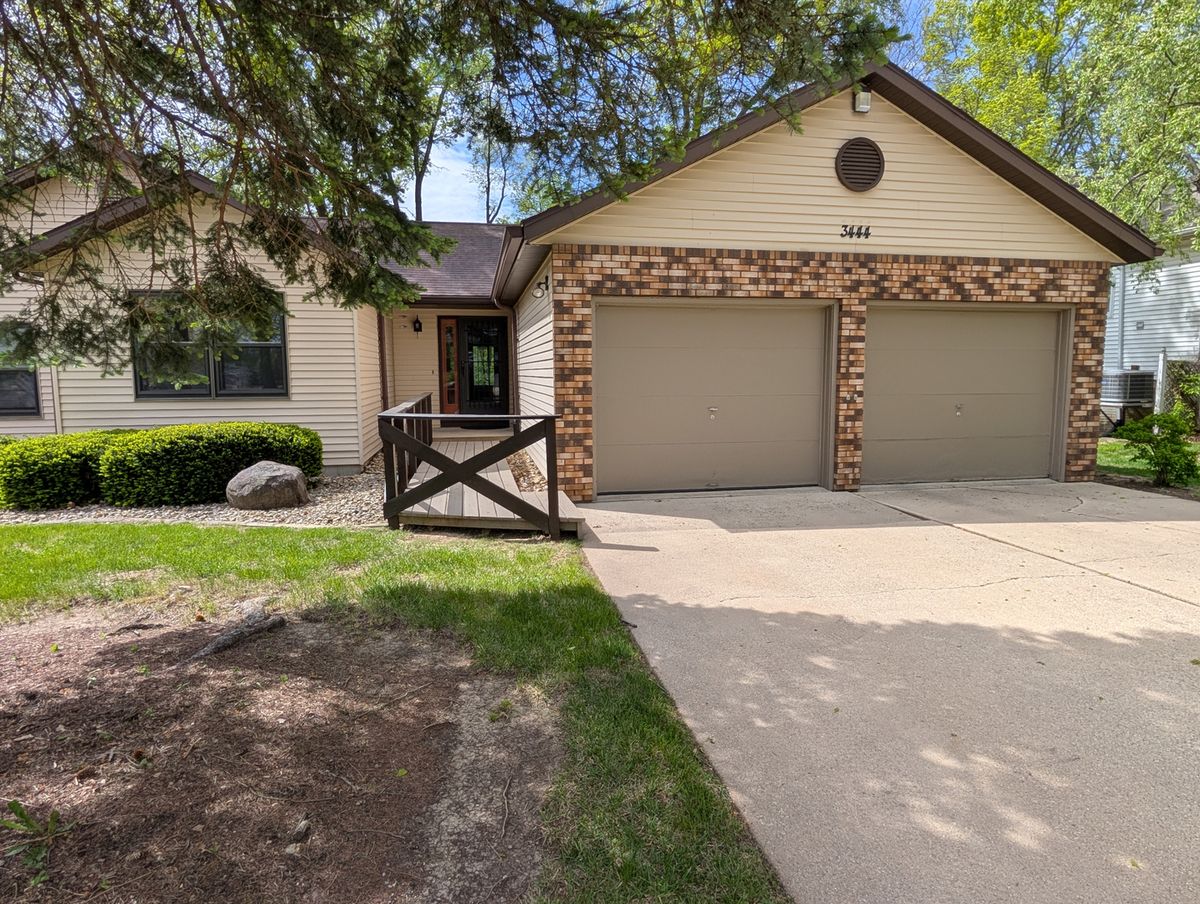 3444 Daren Drive, Freeport, IL 61032