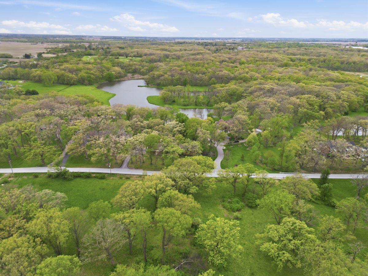 27250 Dutton Road, Beecher, IL 60401