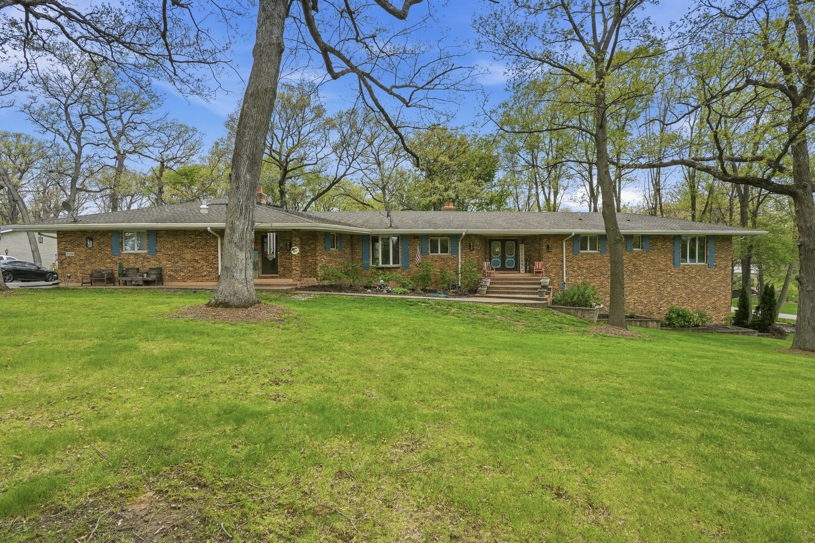 27250 Dutton Road — Beecher, IL 60401