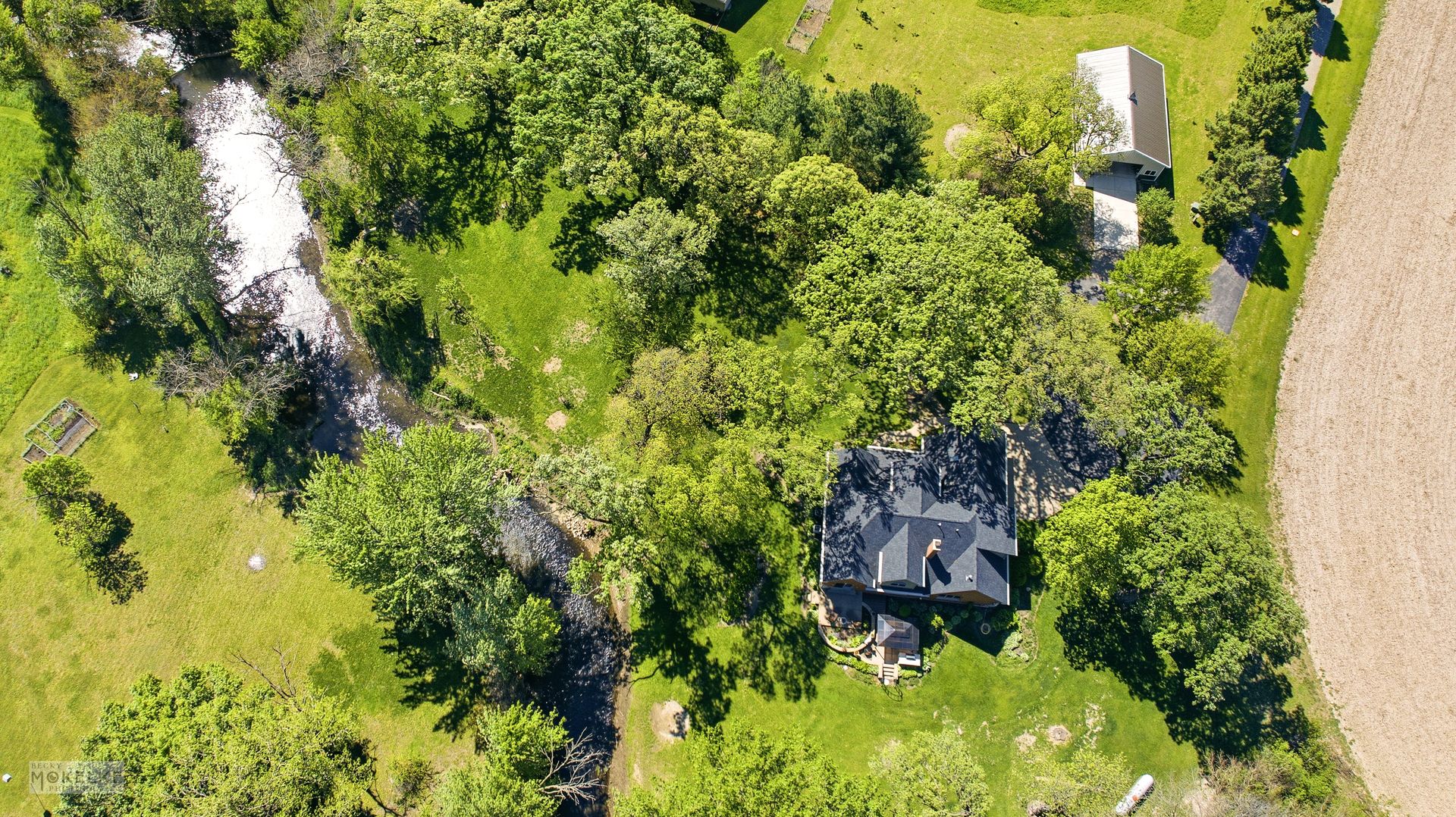 2151 E US Highway 34 — Leland, IL 60531