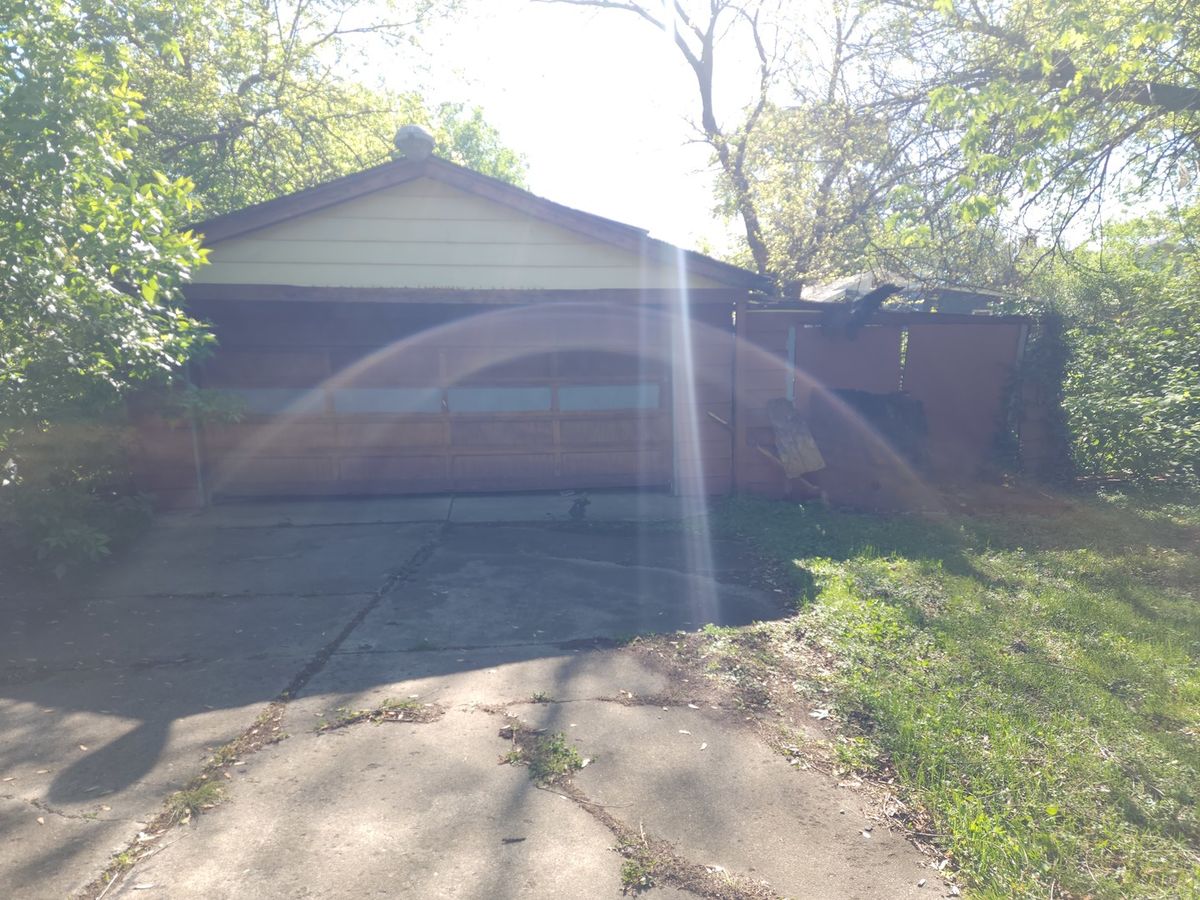 14961 Perry Avenue, South Holland, IL 60473