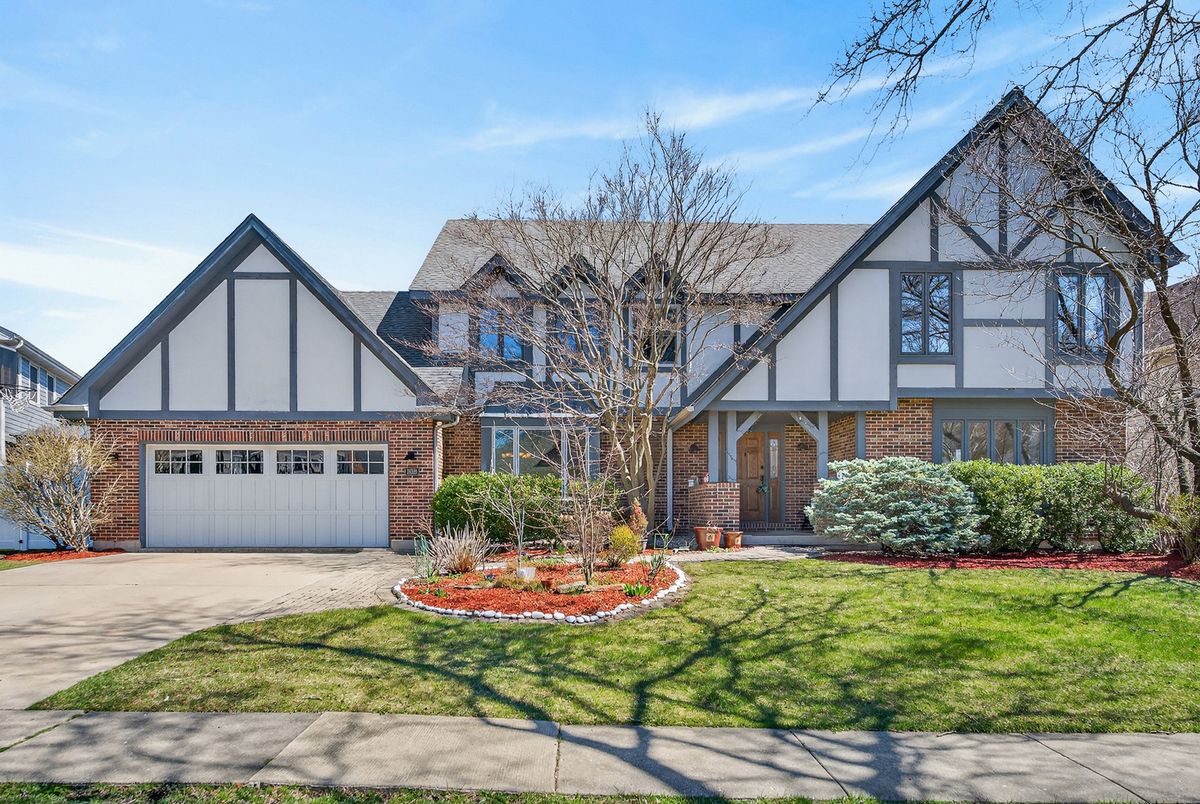 1659 Brittany Lane, Hoffman Estates, IL 60192