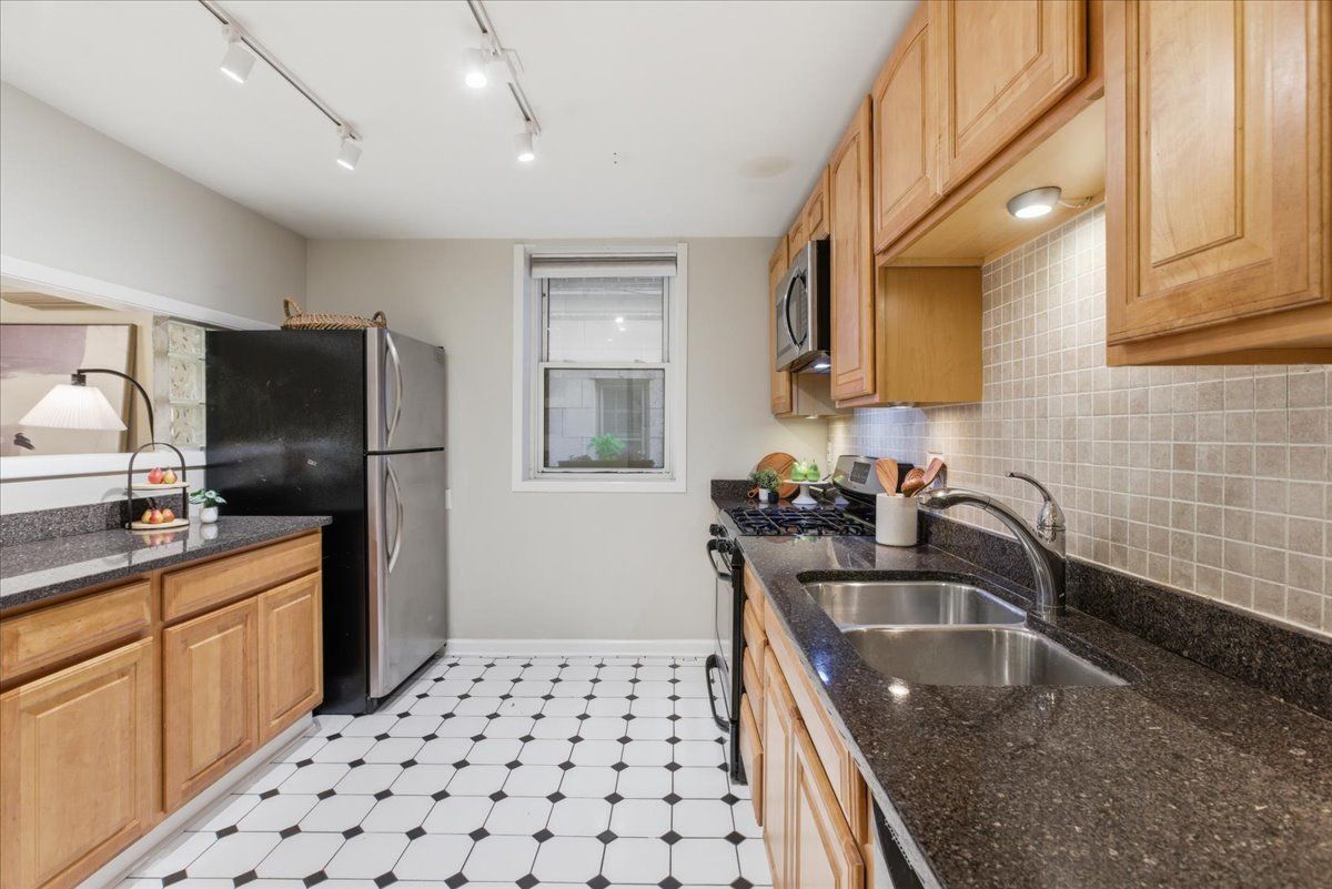 500 Sheridan Road #GE, Evanston, IL 60202