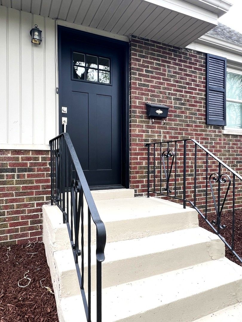 17524 Walter Street, Lansing, IL 60438