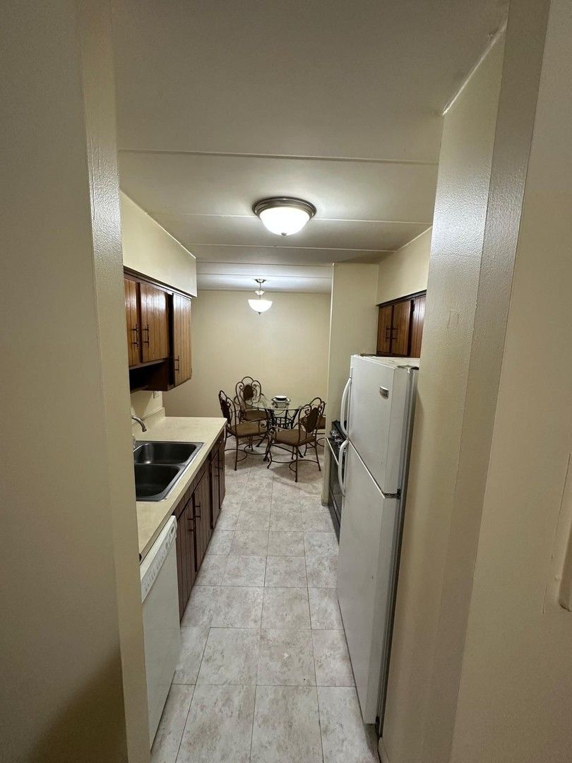 300 Roselle Road #419, Schaumburg, IL 60193