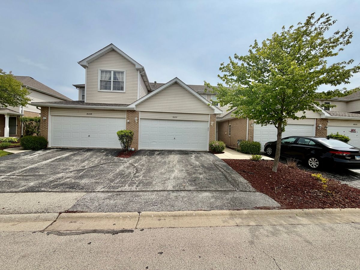 18251 Kirby Drive, Tinley Park, IL 60487