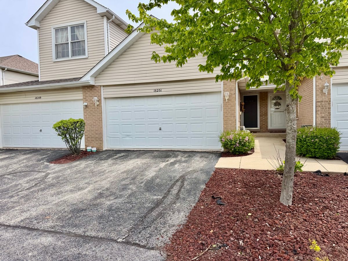 18251 Kirby Drive #1, Tinley Park, IL 60487