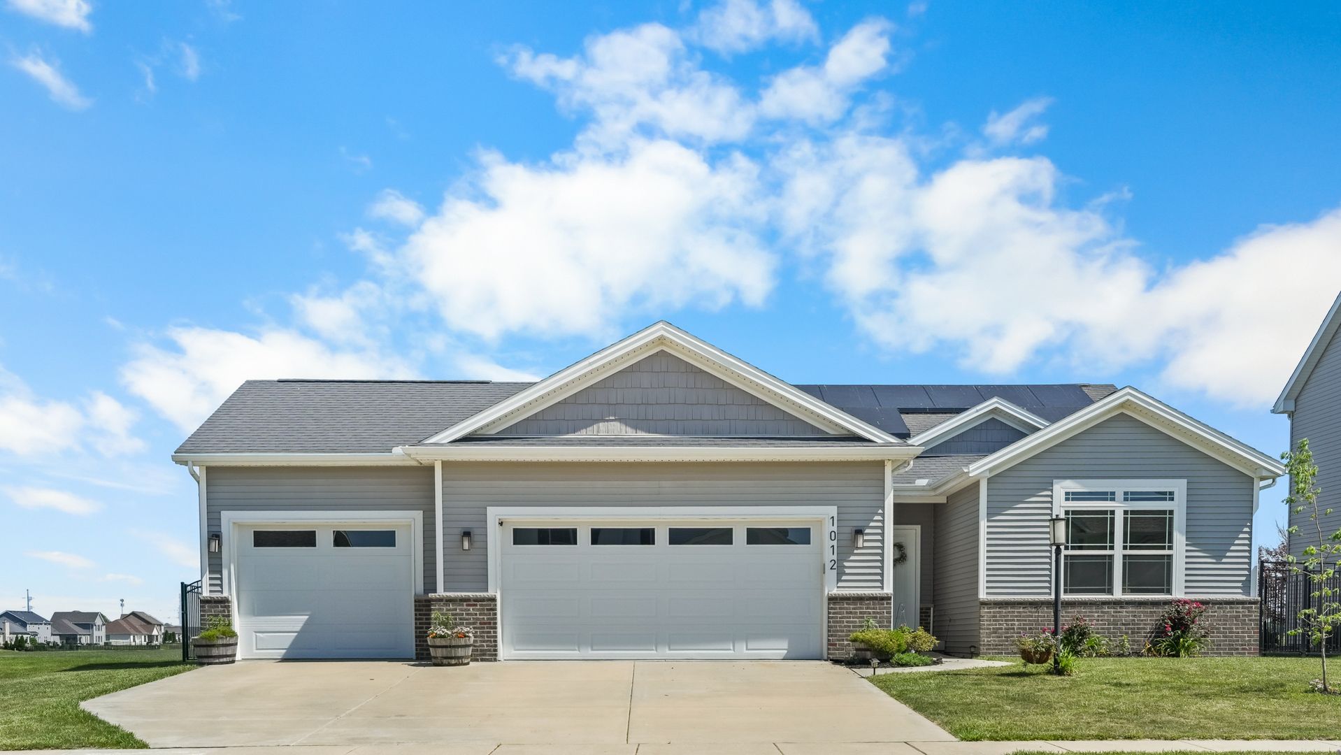 1012 Declaration Drive — Savoy, IL 61874