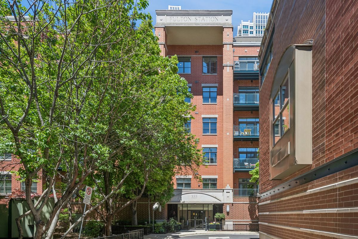333 N JEFFERSON Street #606, Chicago, IL 60661