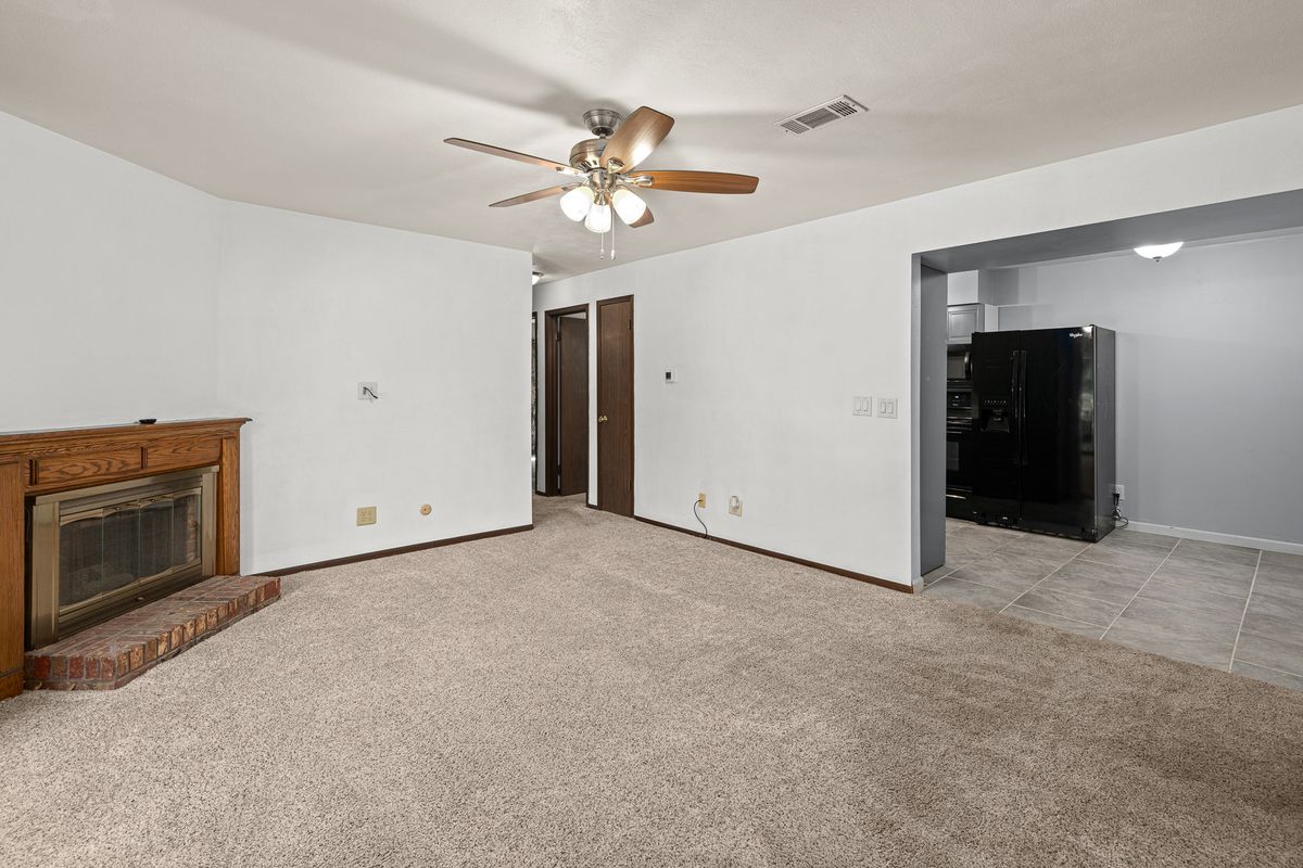 2501 26th Avenue Court #1-E, Rock Island, IL 61201