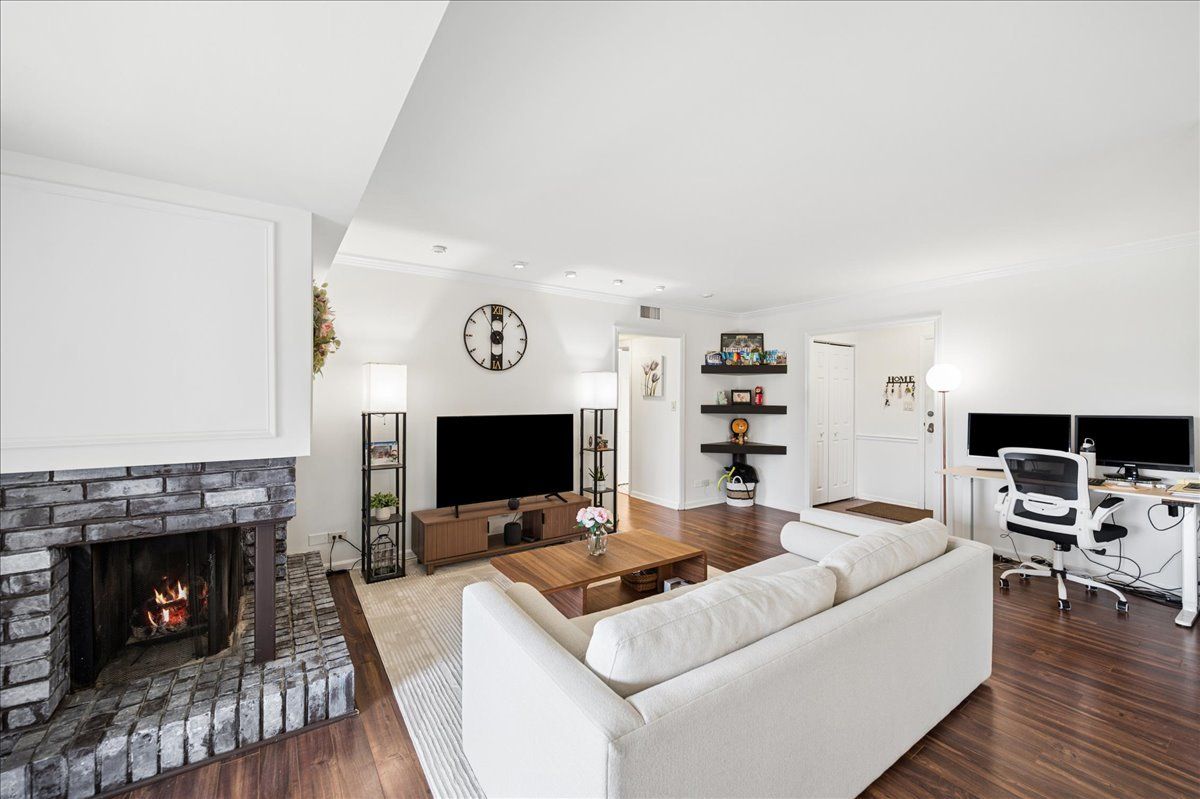 3851 Mission Hills Road #502, Northbrook, IL 60062