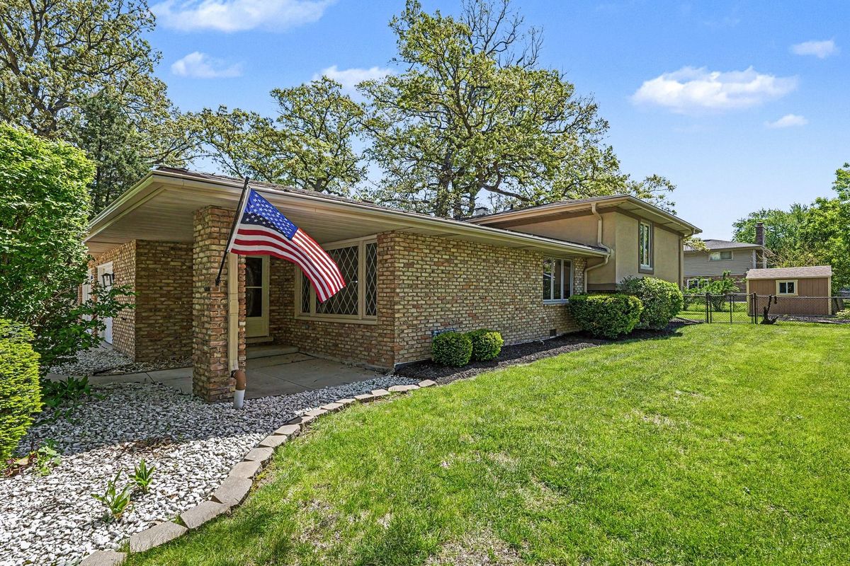 6351 124th Place, Palos Heights, IL 60463
