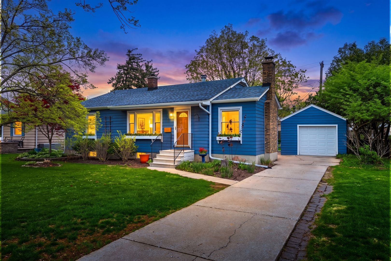 826 N Main Street — Naperville, IL 60563