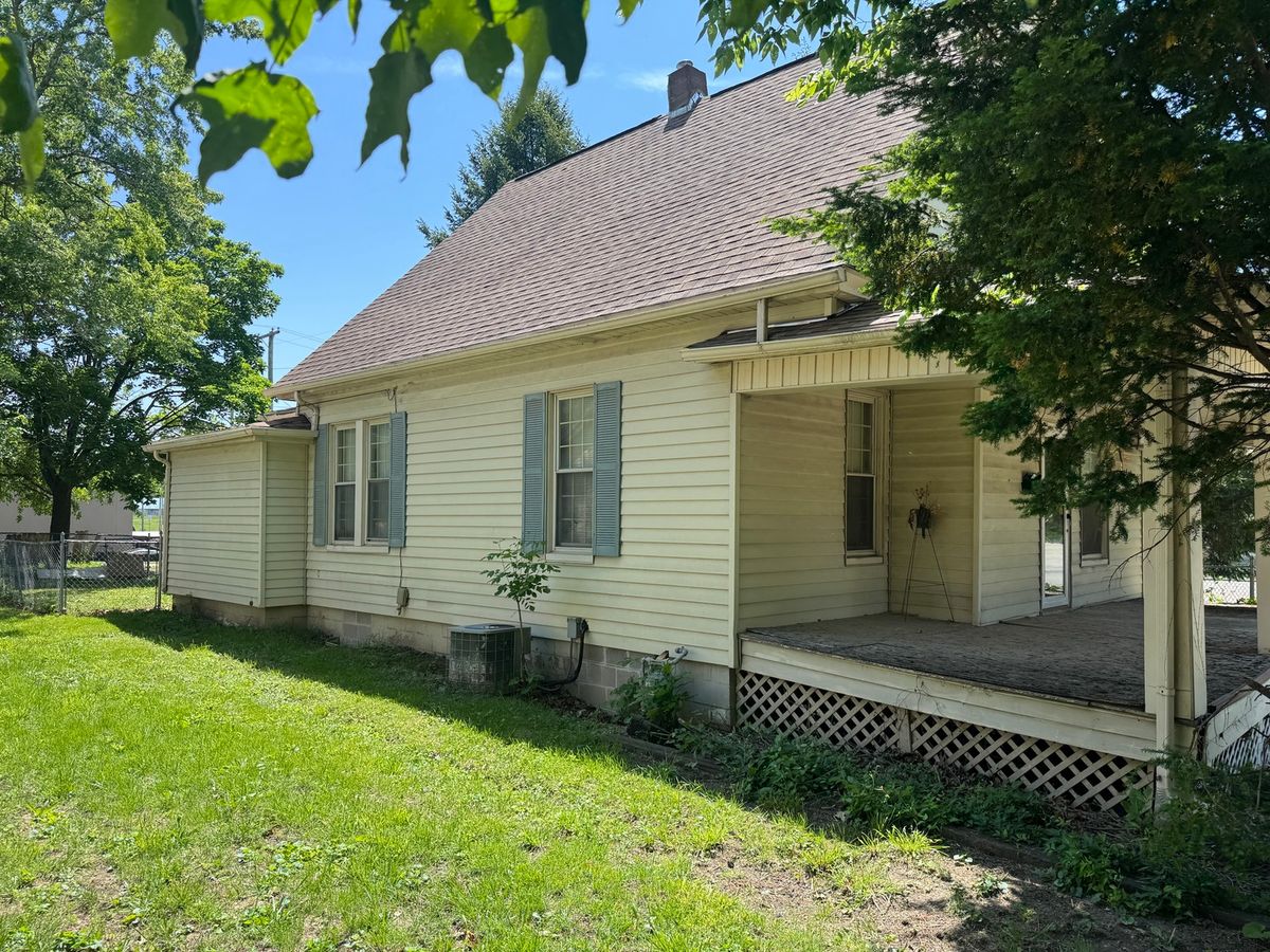 1202 N Champaign Street, Champaign, IL 61820