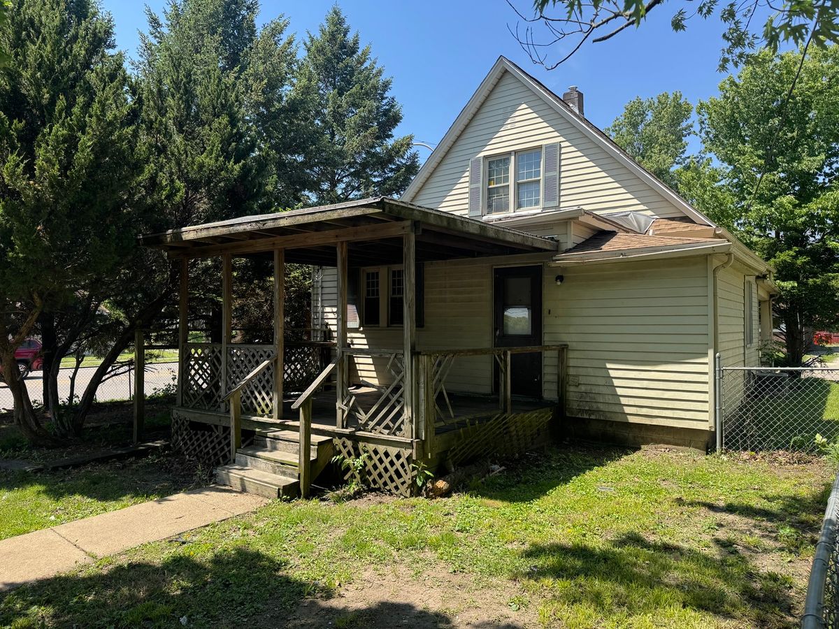 1202 N Champaign Street, Champaign, IL 61820