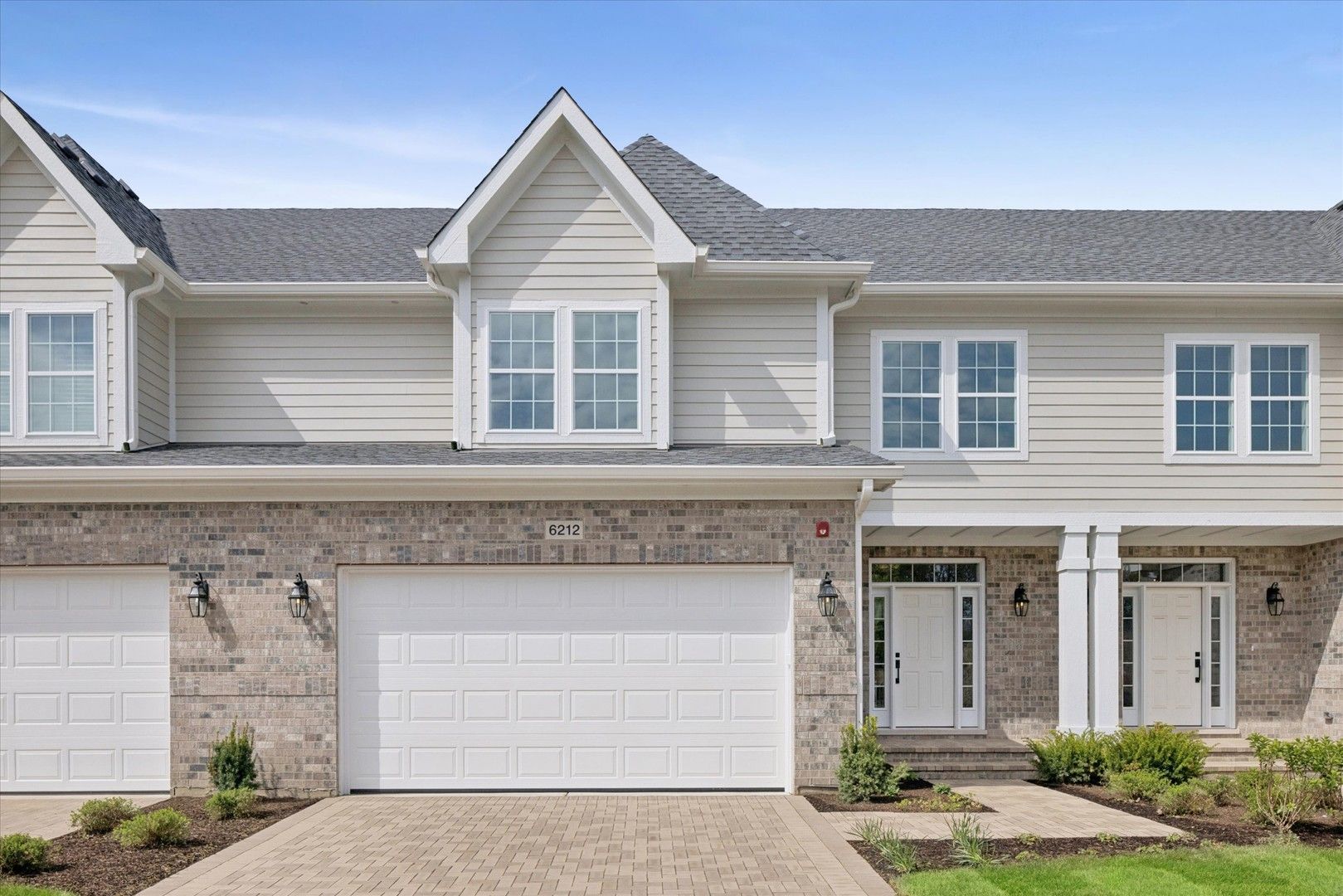 6212 Flagg Creek Lane — Western Springs, IL 60558