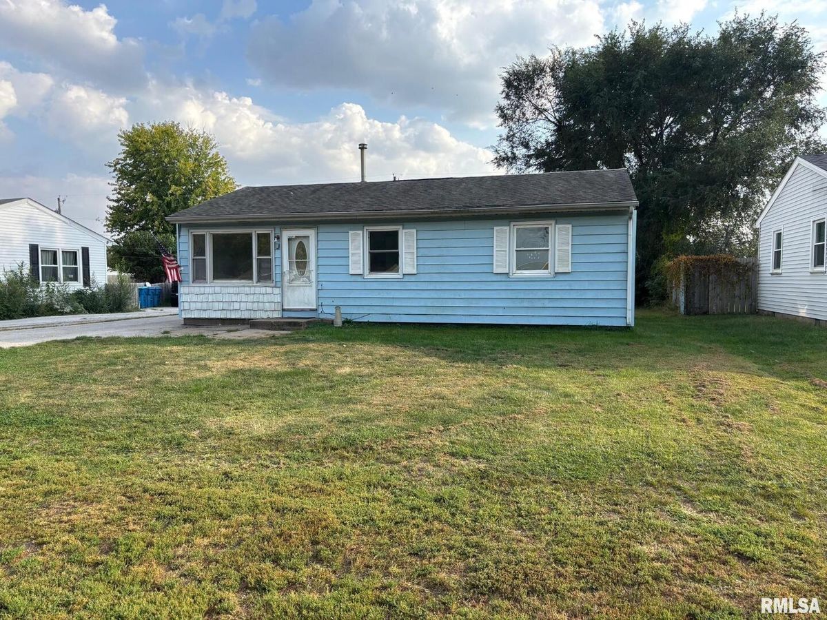 16806 10TH Avenue, East Moline, IL 61244