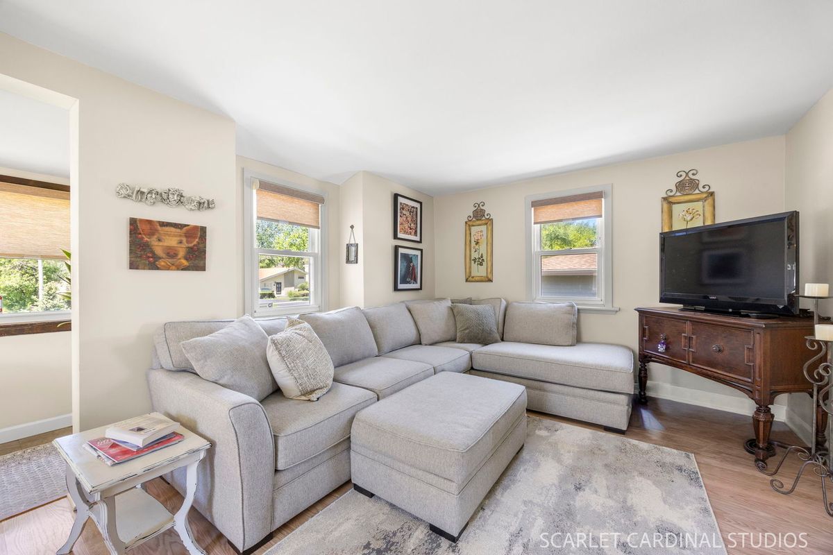 435 N Addison Road, Villa Park, IL 60181
