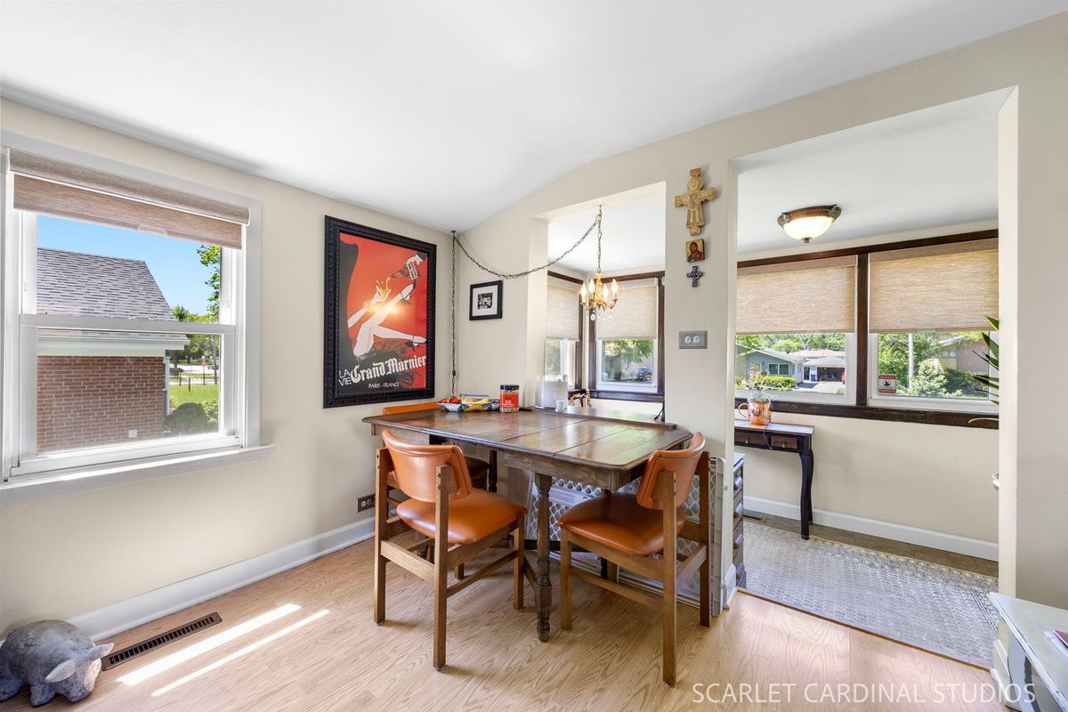 435 N Addison Road, Villa Park, IL 60181