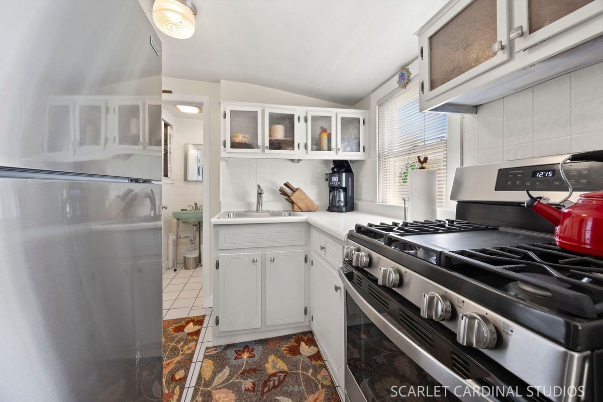 435 N Addison Road, Villa Park, IL 60181