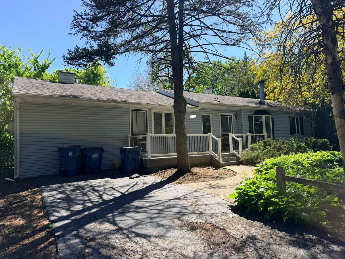12001 72nd Court, Palos Heights, IL 60463