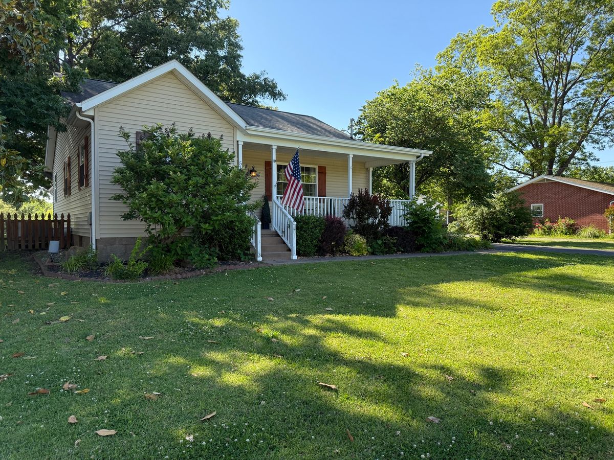 510 Zola Road, Harrisburg, IL 62946