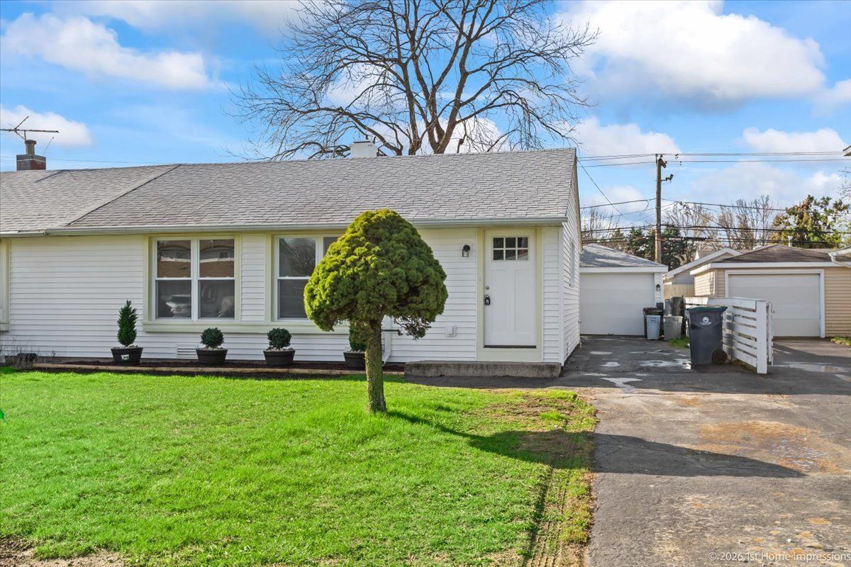 4059 W 90th Street, Hometown, IL 60456